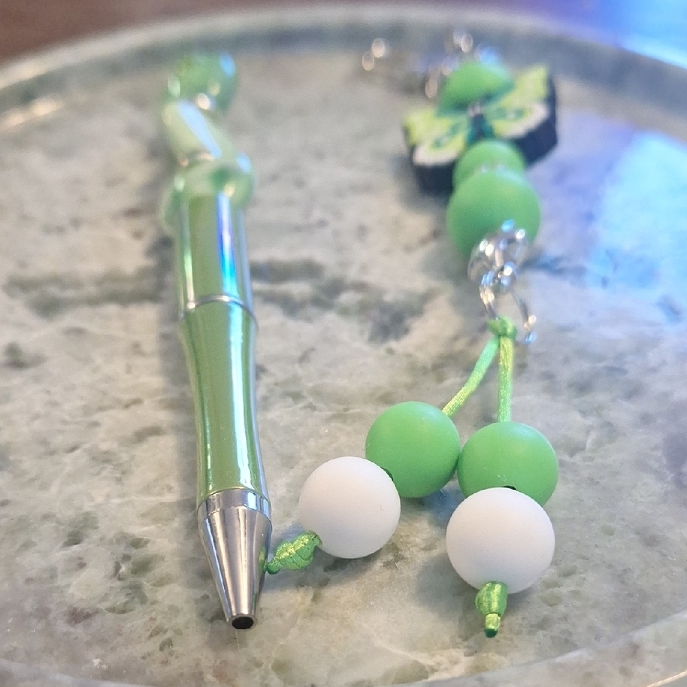 Green Butterfly Accessory Gift Set - Picture 2 of 8